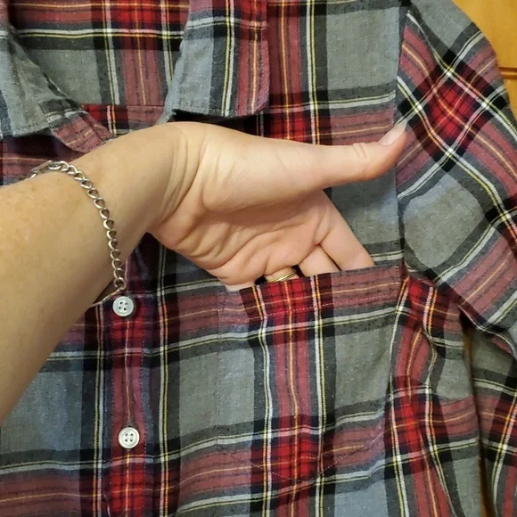 J. Crew Womans‎ Red & Gray Tartan Plaid Cotton Flannel Buttondown Shirt Size S - Picture 10 of 11